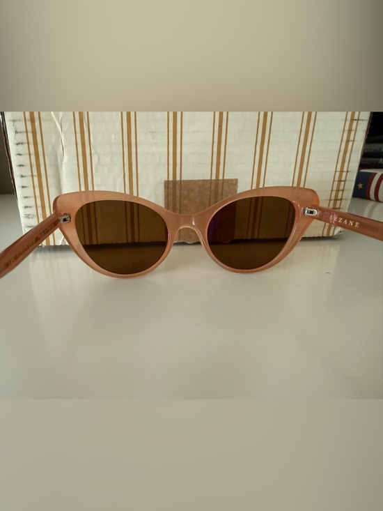 Sezane Bianca Sunglasses in Blush New with Box main image 8